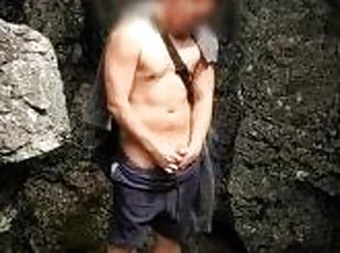 DAKS Pinoy Jakolero Papi Jaks, Nagjakol sa public, ang laki ng burat (Public Maturbation)