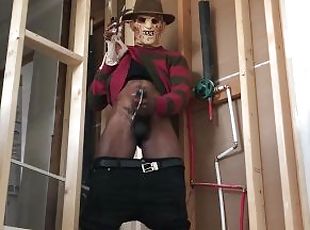 Freddy Kruger jerks off in abandoned house