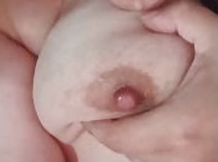 Mommy big tits ! Very horny ????