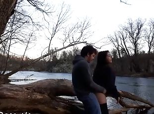 Levrette, En plein air, Public, Amateur, Ados, Hardcore, Ejaculation interne, Attrapée, Brunette