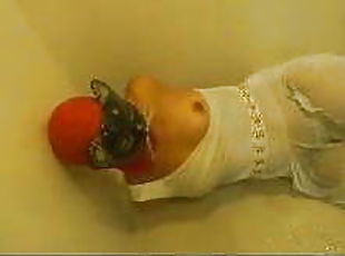 pisser, amateur, bdsm, esclave, salope, chienne, fétiche, bondage, humiliation, femme-dominatrice