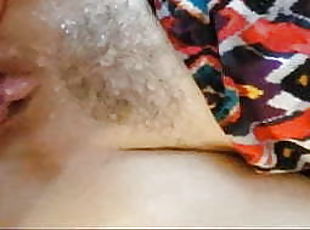 Non-stop squirting from anal sex