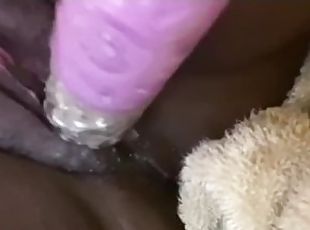 Squirt Queen Fucking pussy with Toy