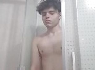 banhos, mijando, amador, gay, europeia, euro, fetiche, chuveiro, sozinho, gay-adolescente