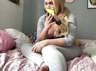 gros-nichons, orgasme, chatte-pussy, amateur, ados, pieds, sale, point-de-vue, blonde, fétiche