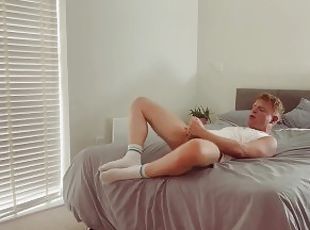 Horny British ginger Twink shoots his load in intense jerk vid