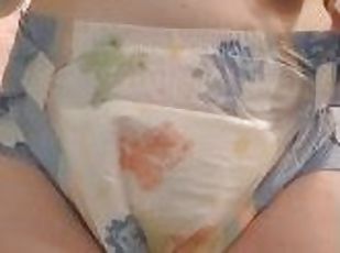 Diaper Girl Fills Her Diaper