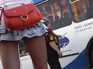 Voyeur pleases himself with upskirt