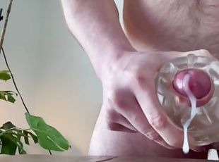 Huge cumshot with fleshlight