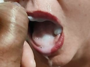 mor-og-sønn, amatør, blowjob, cumshot, milf, hjemmelaget, mamma, pov, cum, søt-sweet