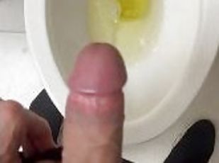 pisser, amateur, gay, fétiche, solo, minet, bite